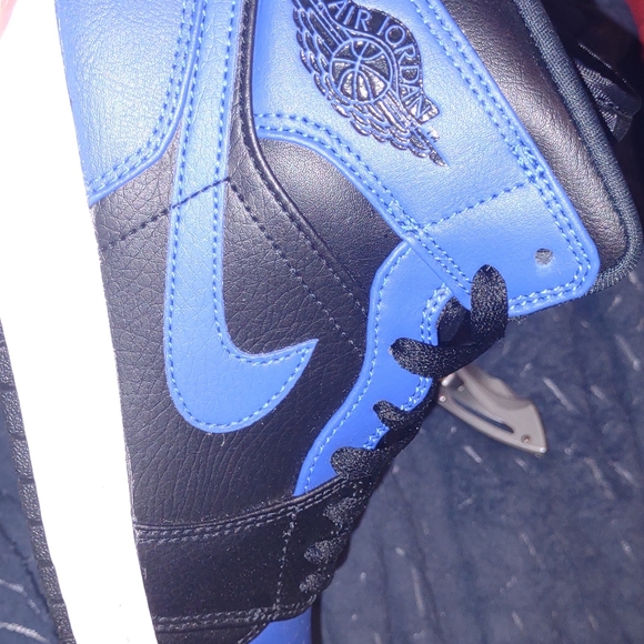 Jordan 1 mid hyper royal blue - Picture 6 of 11